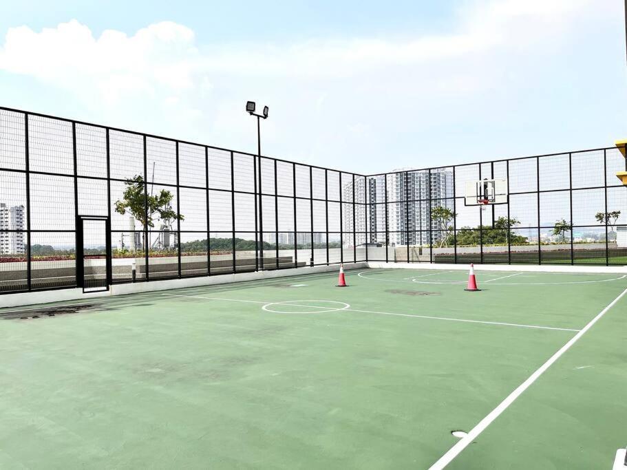 Urban Home-Swimming Pool-City Center Malacca Exterior foto